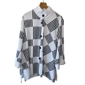 Moonlight Y&S Fashion Boho White Black Geometric Stripe Funnel Neck Button Up XL